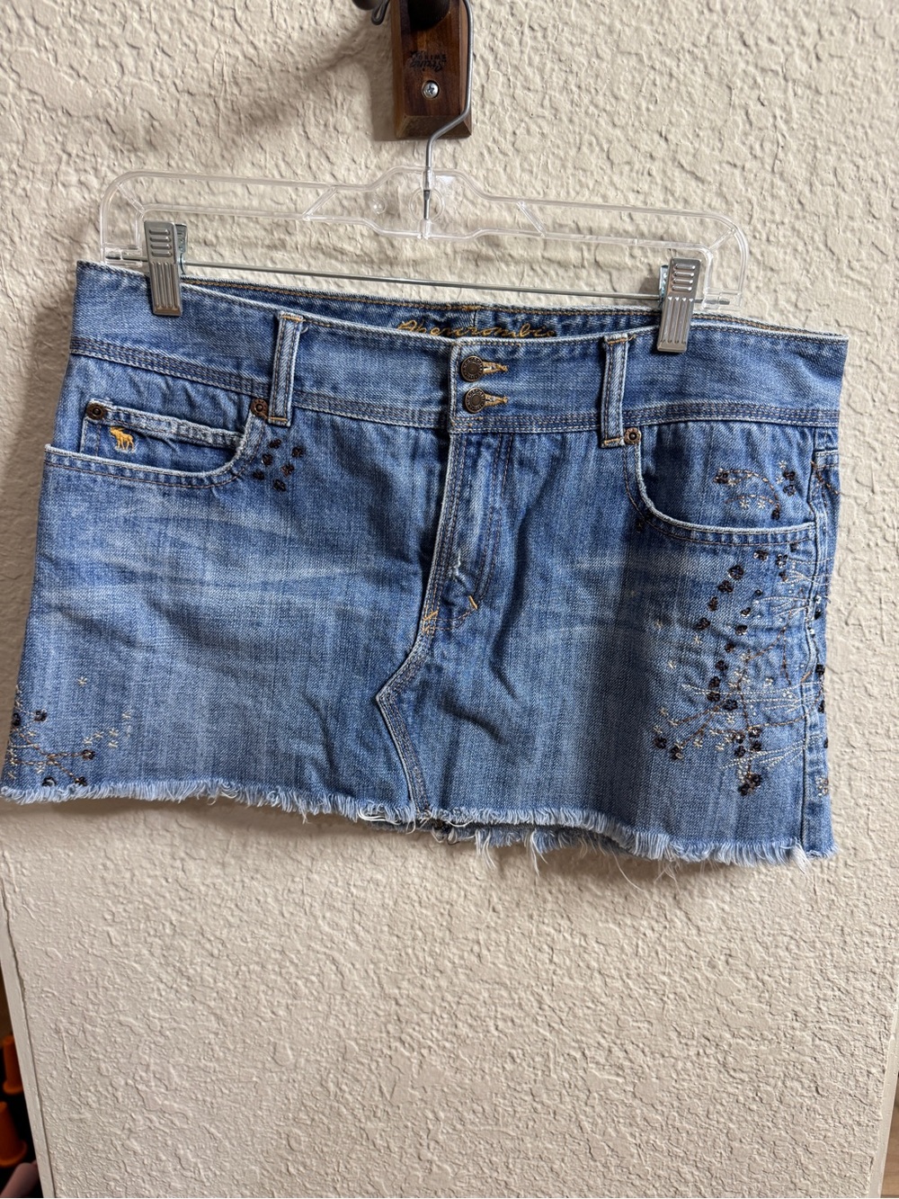 Abercrombie & Fitch Light Blue Embellished Denim Mini Skirt sequins